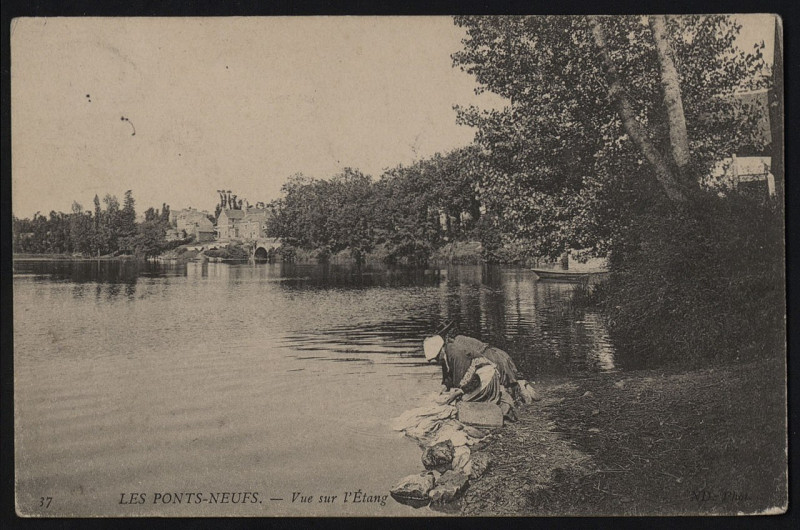 Carte postale ancienne Hillion - Ponts-Neufs. Vue sur l'étang à Hillion