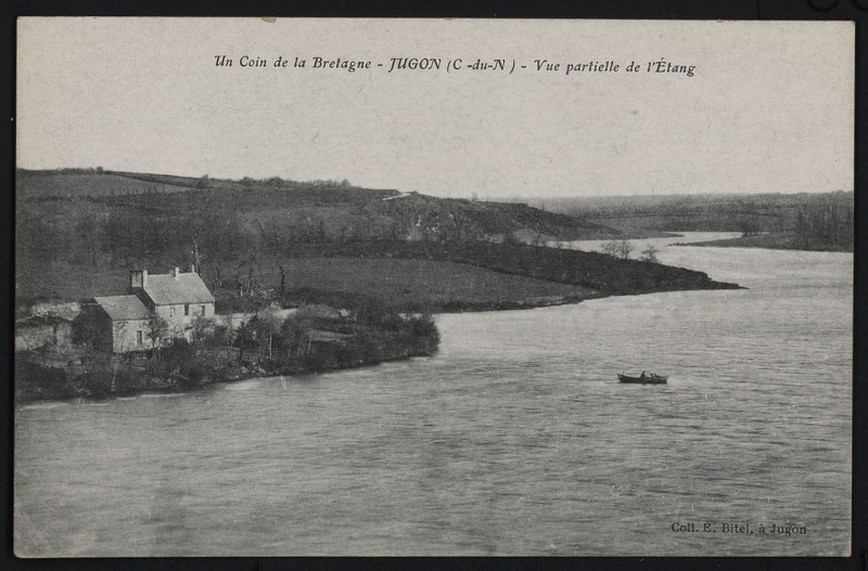 Carte postale ancienne Jugon-les-Lacs - Vue partielle de l'étang à Jugon-les-Lacs - Commune nouvelle