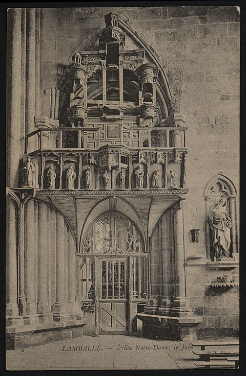 Carte postale ancienne Lamballe - Eglise Notre-Dame jubé à Lamballe-Armor