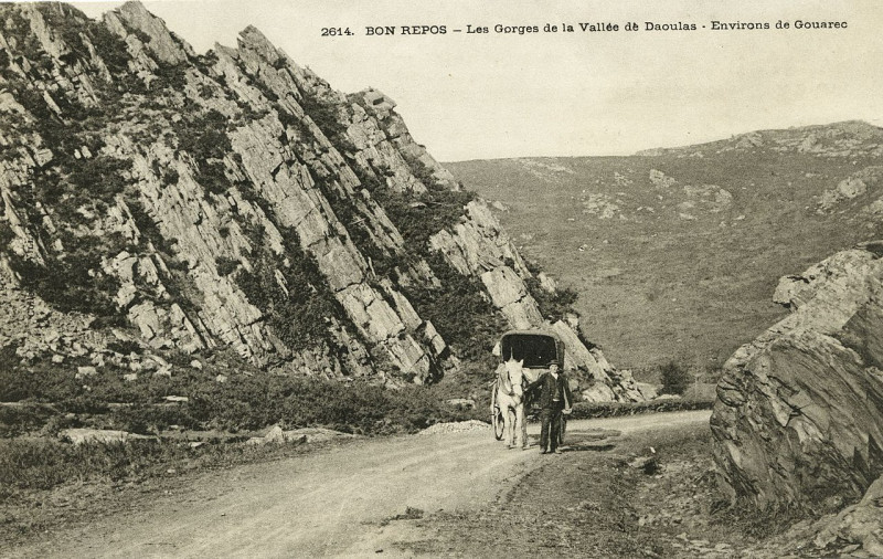Carte postale ancienne Saint-Gelven - Bon-Repos gorges de la vallée de Daoulas à Bon Repos sur Blavet