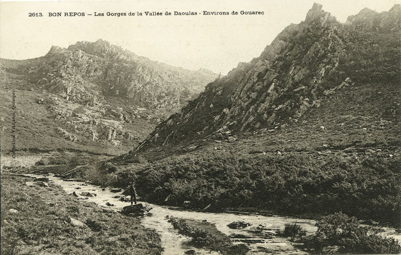 Carte postale ancienne Saint-Gelven - Bon-Repos gorges de la vallée de Daoulas à Bon Repos sur Blavet