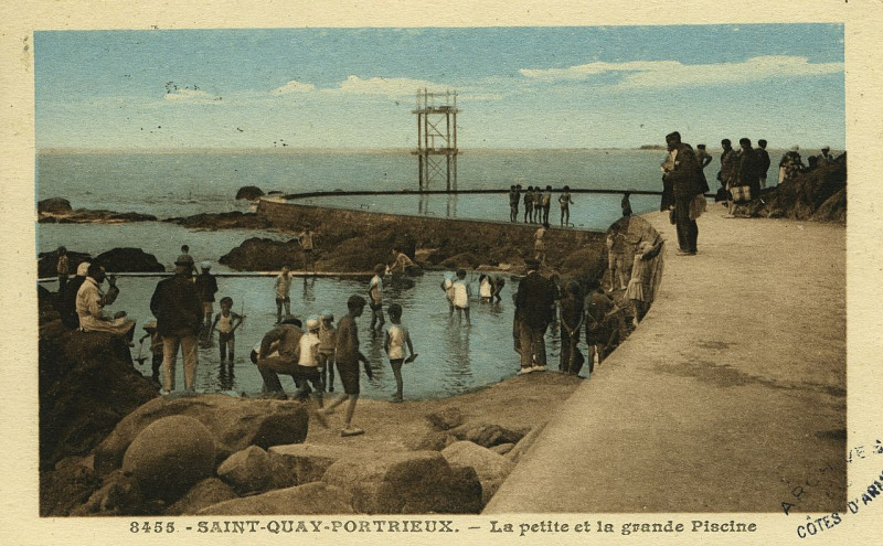 Carte postale ancienne Saint-Quay-Portrieux - Petite et grande piscine à Saint-Quay-Portrieux