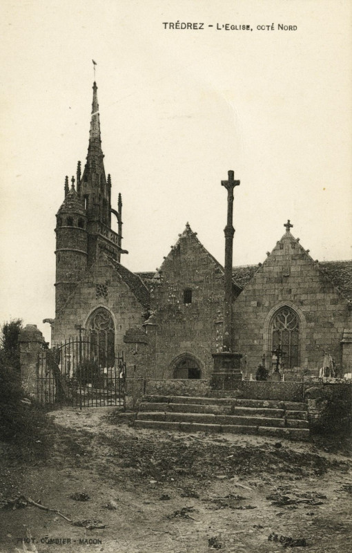 Carte postale ancienne Trédrez-Locquémeau - Eglise côté nord à Trédrez-Locquémeau