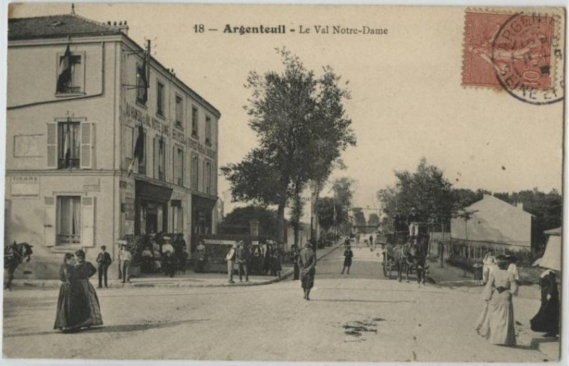 Carte postale ancienne Argenteuil Route de Pontoise vers 1910