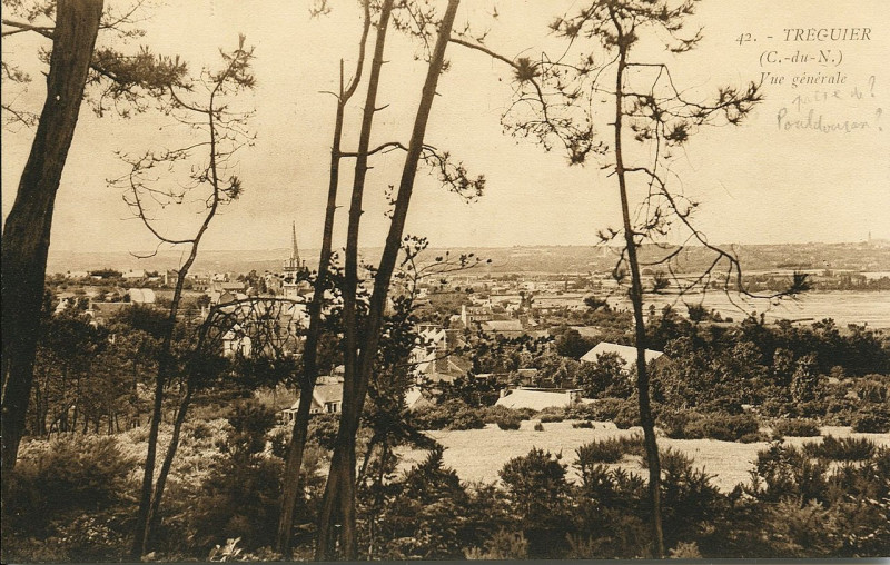 Carte postale ancienne Tréguier - Vue générale à Tréguier