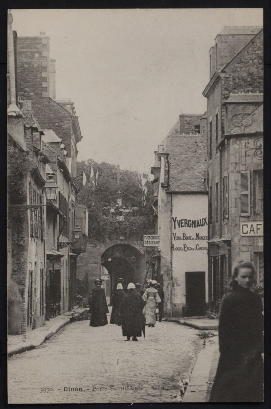 Carte postale ancienne Dinan - Porte Saint-Louis à Dinan