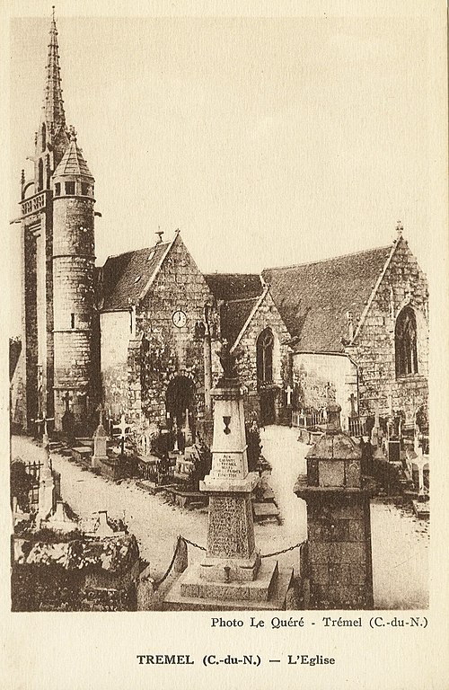 Carte postale ancienne Trémel - Eglise à Trémel