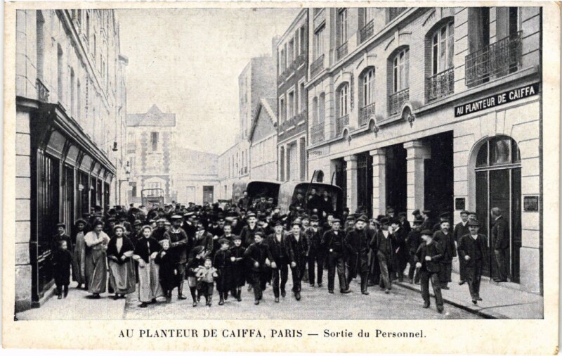 Carte postale ancienne Au planteur de Caïffa - Sortie du Personnel à Paris 14e
