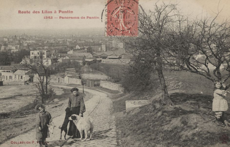 Carte postale ancienne Pantin.Route des Lilas.1906
