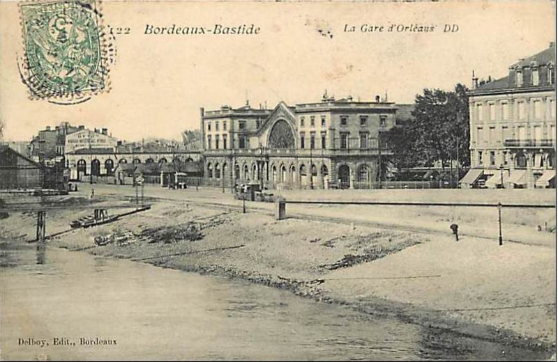 Carte postale ancienne Bordeaux-Bastide - Gare d'Orléans (Delboy) à Bordeaux