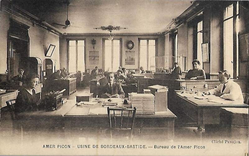 Carte postale ancienne Bordeaux-Bastide - Usine Amer-Picon 3 à Bordeaux