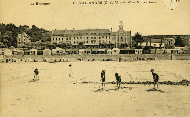 Carte postale ancienne Pléneuf-Val-André - Val-André Villa Notre-Dame à Pléneuf-Val-André