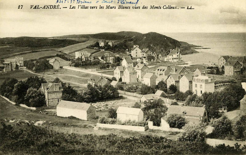 Carte postale ancienne Pléneuf-Val-André - Villas vers les Murs Blancs vues des Monts Colleux à Pléneuf-Val-André