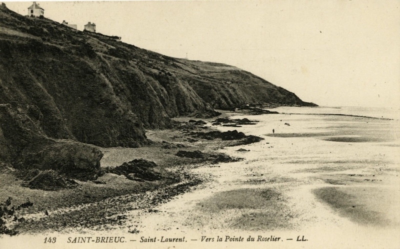 Carte postale ancienne Plérin - Saint-Laurent vers la pointe du Roselier à Plérin