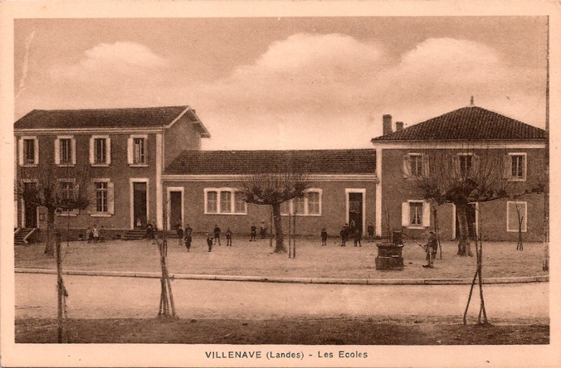Carte postale ancienne Villenave (Landes) - Les écoles