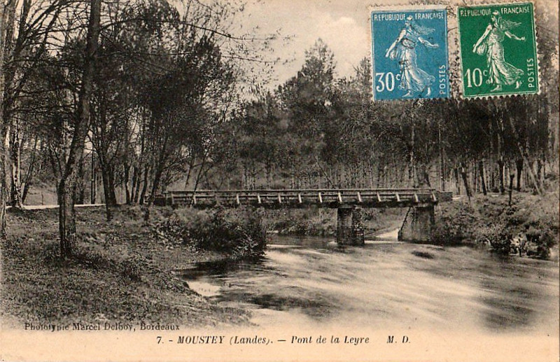 Carte postale ancienne Moustey (Landes) - bords de la Leyre 2
