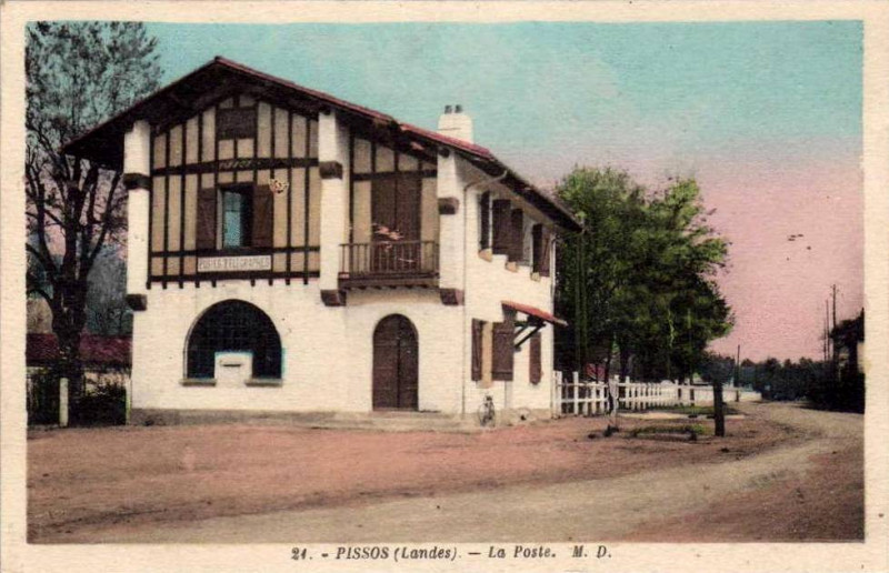 Carte postale ancienne Pissos (Landes) - La Poste 1b