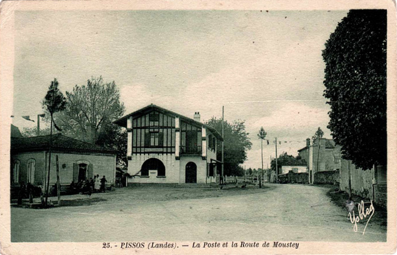 Carte postale ancienne Pissos (Landes) - La Poste 3