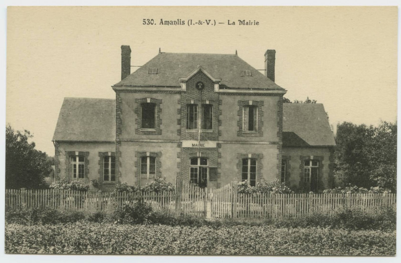 Carte postale ancienne 530. Amanlis (I-et-V.). La Mairie