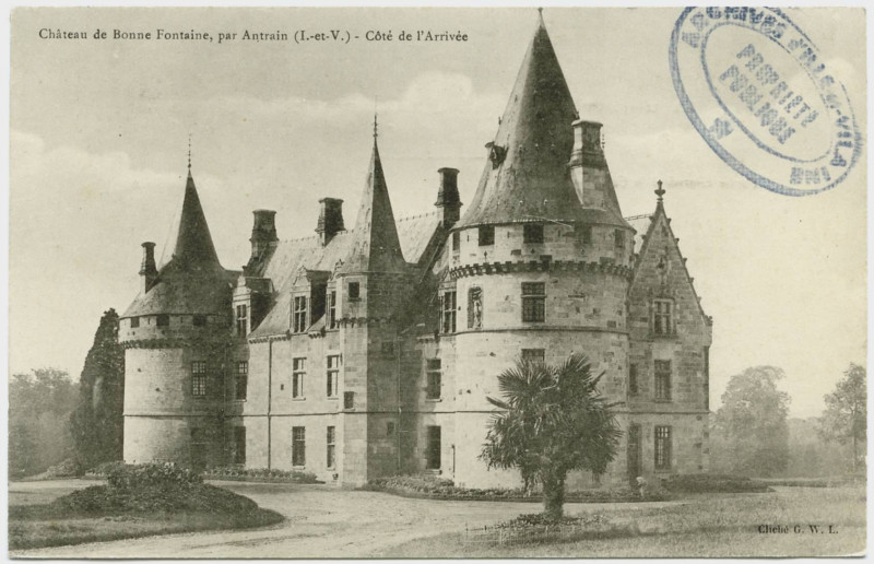 Carte postale ancienne Château de la Bonnefontaine, par Antrain(I.-et-V.). Côté de l'arrivée.