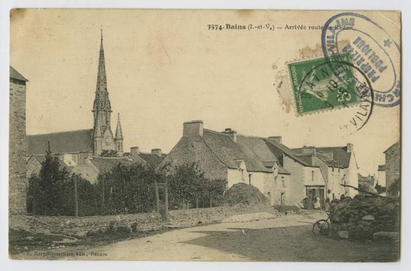 Carte postale ancienne 3574.Bains-sur-Oust (I.-et-V.). Arrivée route de Redon.