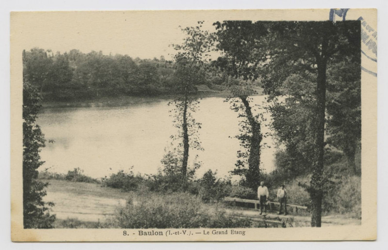 Carte postale ancienne 8. Baulon (I.-et-V.). Le grand étang.