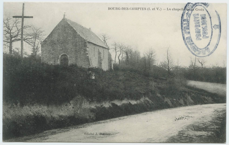 Carte postale ancienne Bourg-des-Comptes (I.-et-V.)- La chapelle et la croix
