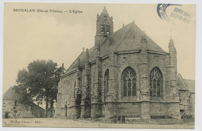 Carte postale ancienne Broualan (Ille-et-Vilaine) - L'église