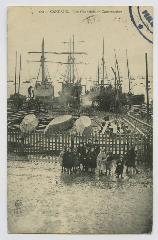 Carte postale ancienne 662- Cancale.- Les Chantiers de Construction