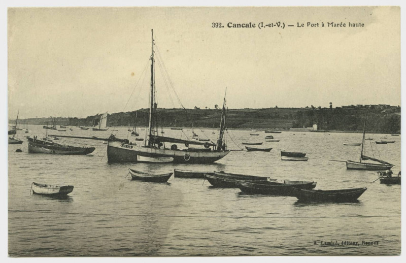 Carte postale ancienne 392 - Cancale (I.-et-V.) - Le Port à Marée haute