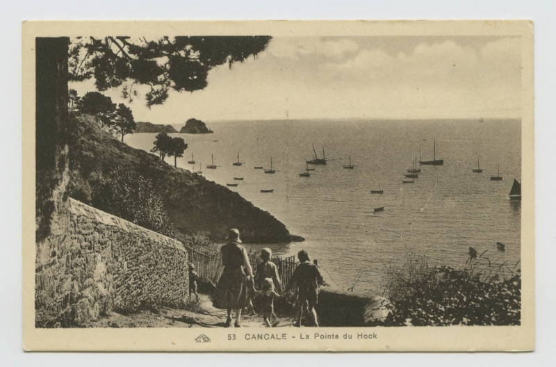Carte postale ancienne 53 Cancale - La pointe du Hock