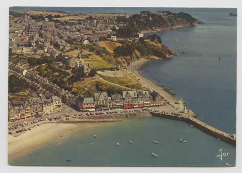 Carte postale ancienne Cancale (I.-et-V.) V.172 - Vue Generale prise d'avion