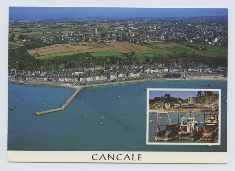 Carte postale ancienne Cancale - Centre Ostréicole / Celebrated for its oyster - Vue Generale - Dans l'encadré : le port de la Houle [bateaux de pêche]