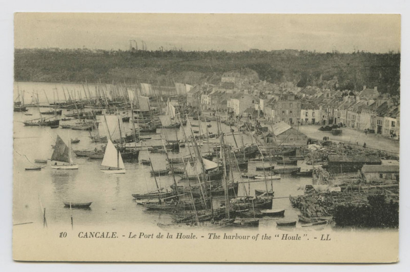 Carte postale ancienne 10  Cancale. - Cancale - Le port de la Houle. - The harbour of the houle. - Ll