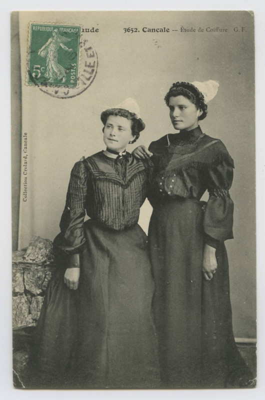 Carte postale ancienne 3652. Cancale - Etude de coiffure G.F