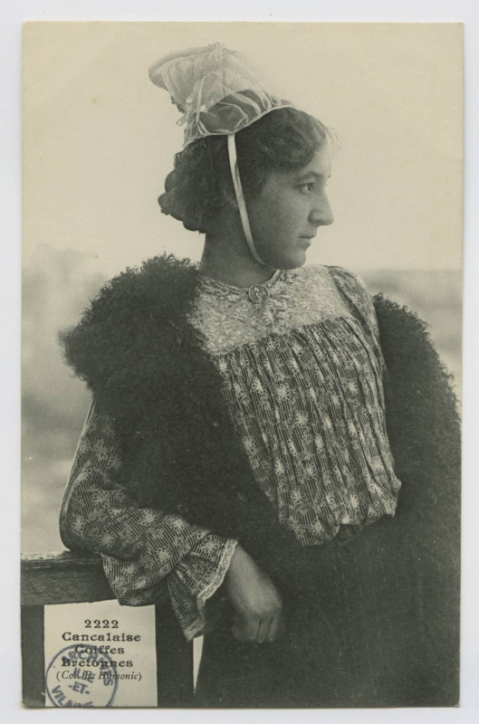 Carte postale ancienne 2222  Cancalaise Coiffes bretonnes