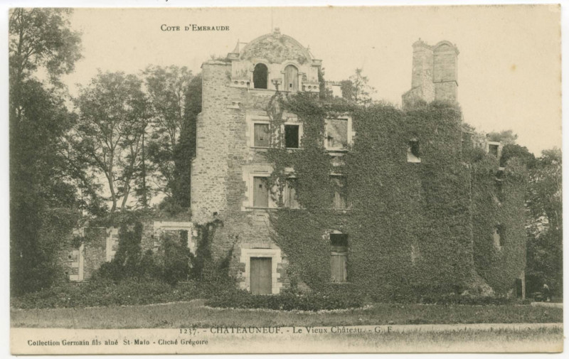 Carte postale ancienne 1237. - Chateauneuf. - Le Vieux Château.