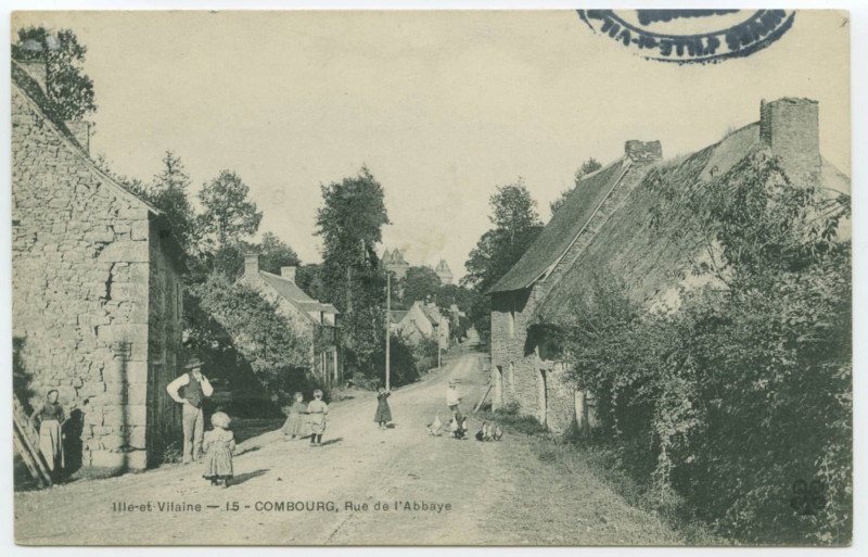Carte postale ancienne Ille-et-Vilaine _ 15 - COMBOURG, Rue de l'Abbaye.