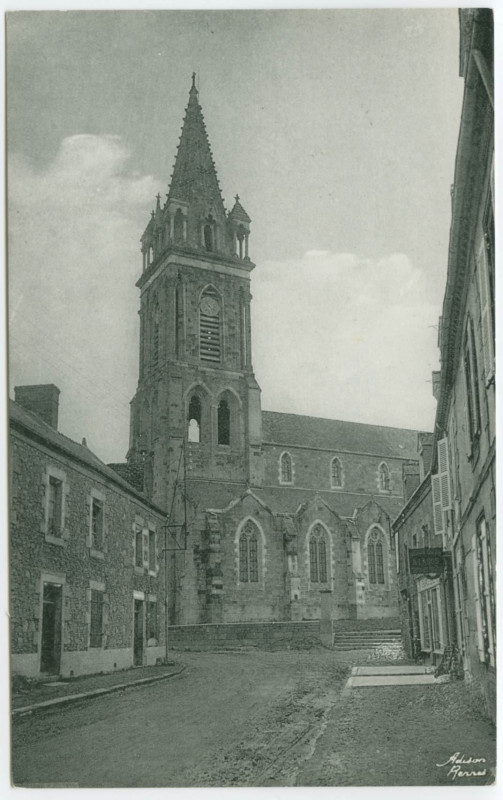 Carte postale ancienne Combourg (I.-et-V.) - 14 - L'Eglise, route de Rennes.