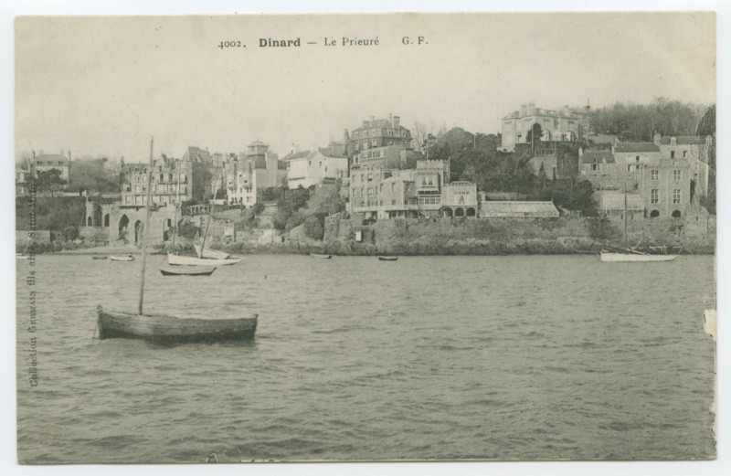 Carte postale ancienne 4002. Dinard _ Le Prieuré G. F.