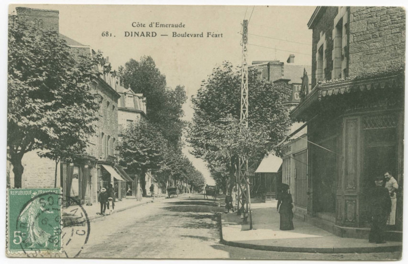 Carte postale ancienne 681 .  Dinard _ Boulevard Féart.
