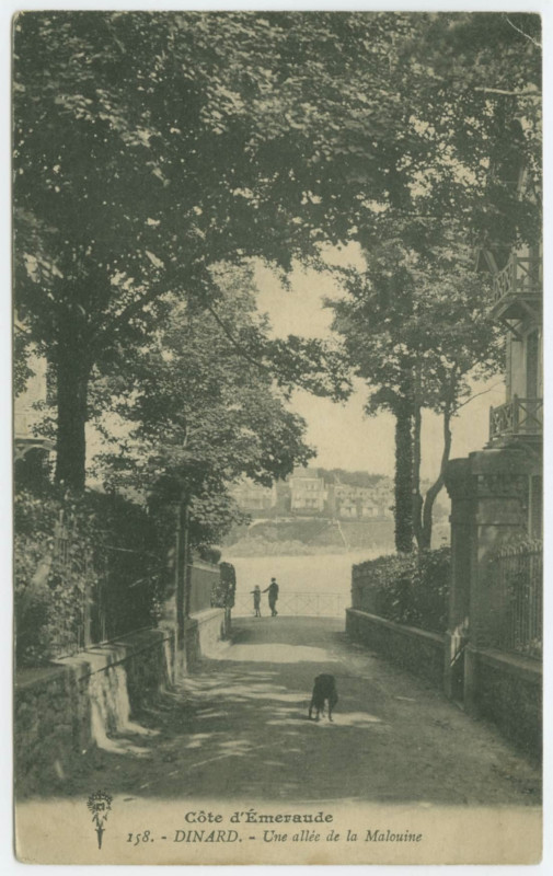 Carte postale ancienne 158. - Dinard. - Une allée de la Malouine.
