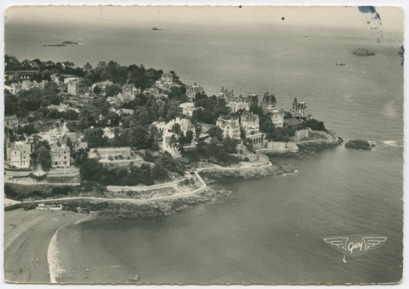 Carte postale ancienne 2 _ Dinard (I.-et-V.) - La Pointe de la Malouine.