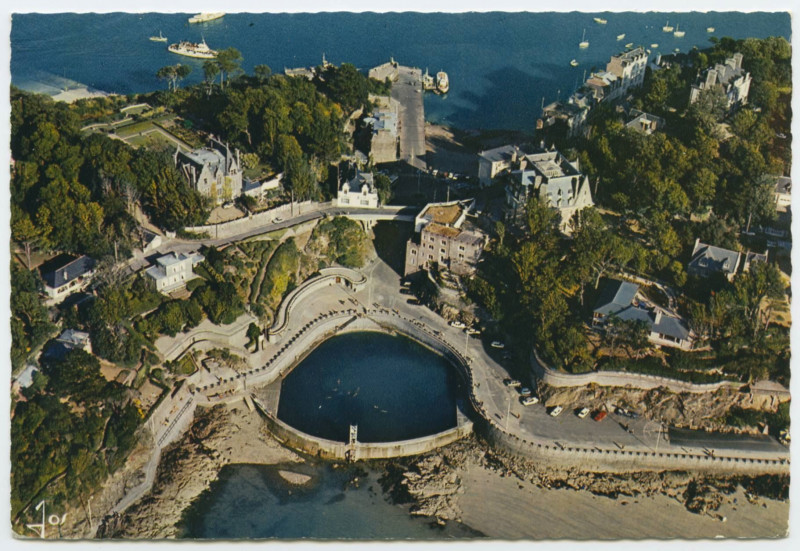 Carte postale ancienne Dinard (I.-et-V.) - V. 317 - La piscine.