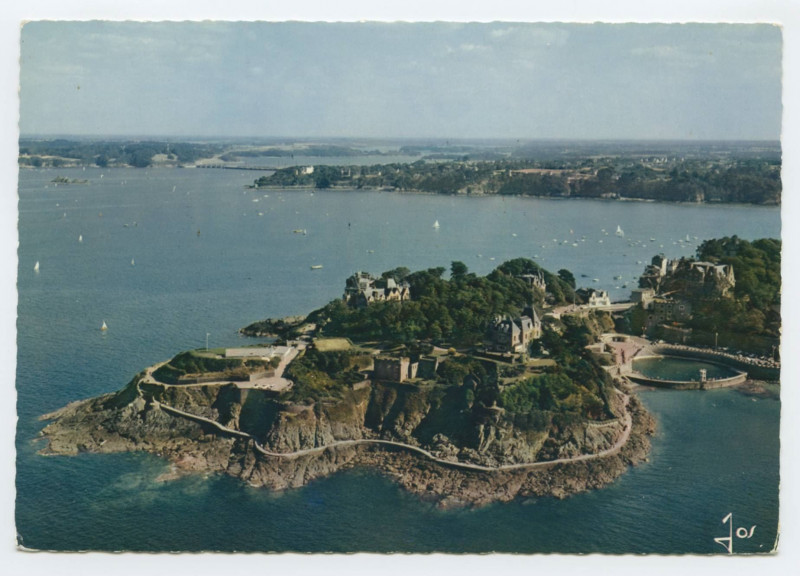 Carte postale ancienne Dinard (I.-et-V.) - V. 155 - La pointe du Moulinet.