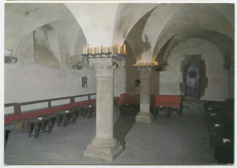 Carte postale ancienne Dol de Bretagne, Logix de la Croix-Verte : L'Enfer Salle Romane XIIe-XIIIe siècle.