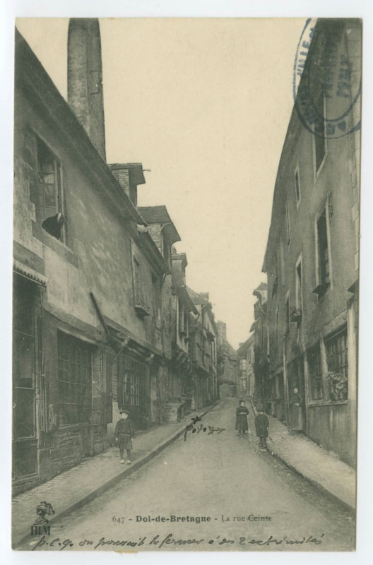 Carte postale ancienne 647 - Dol-de-Bretagne - La Rue Ceinte.
