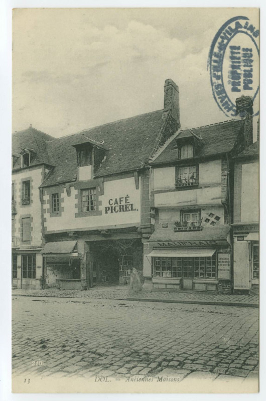 Carte postale ancienne 13   Dol. - Anéiennes Maisons.