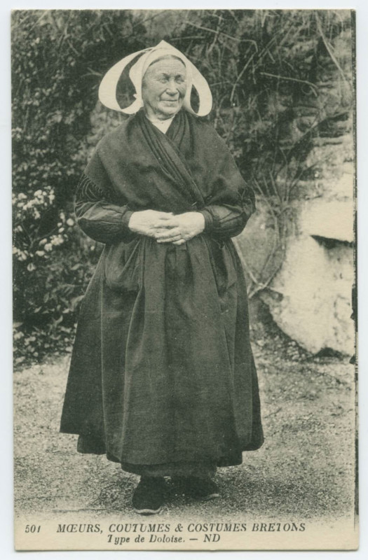 Carte postale ancienne 501 Moeurs, coutumes et costumes bretons - Type de doloise
