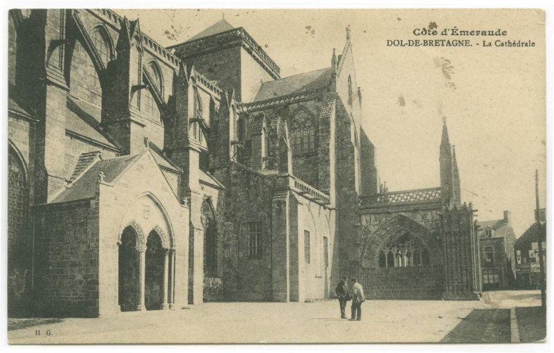 Carte postale ancienne Côte d'Emeraude. Dol-De-Bretagne. - La Cathédrale.